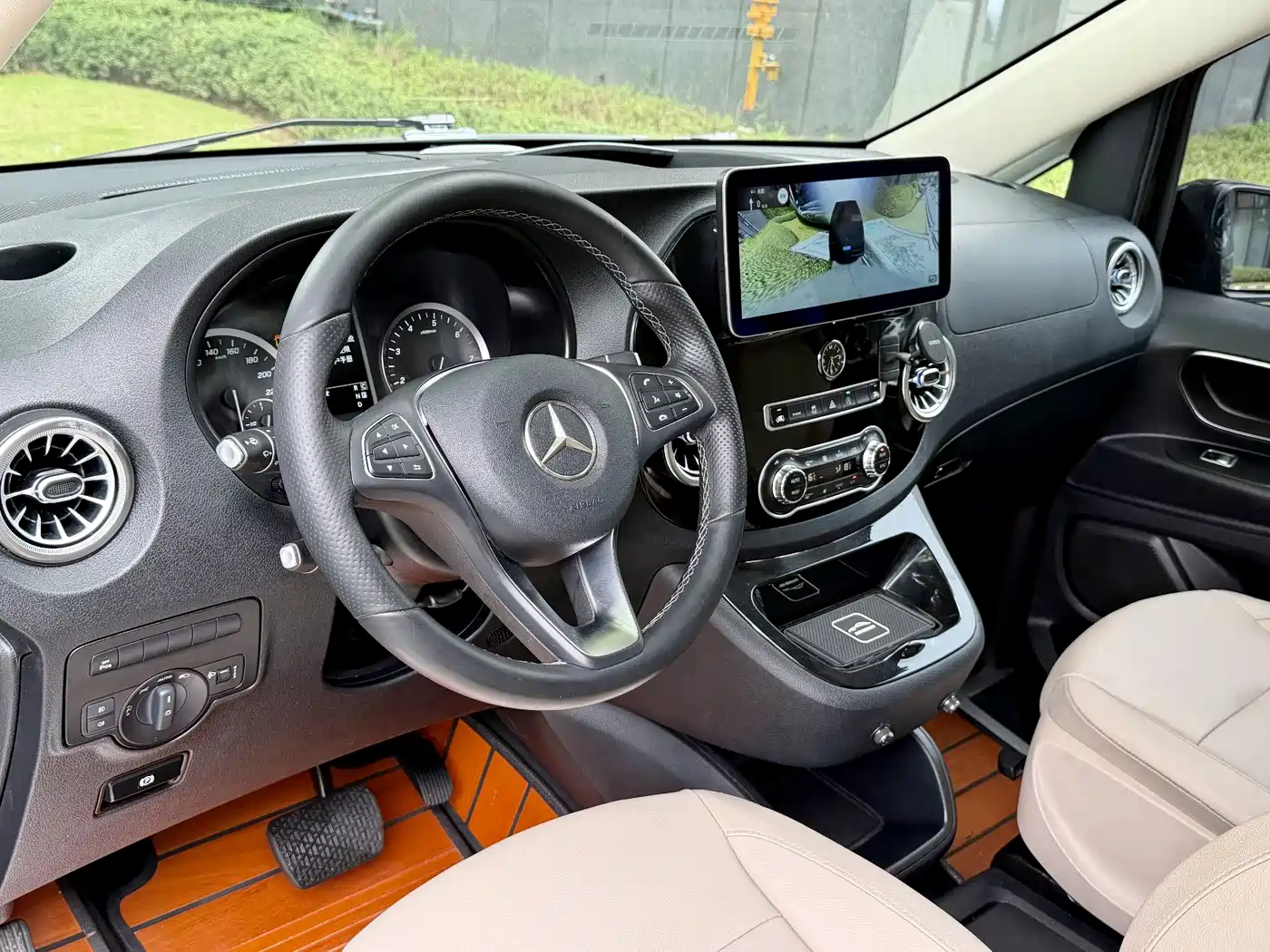 Mercedes-Benz Vito 2021 2.0T Business Edition 7-seater фото 10