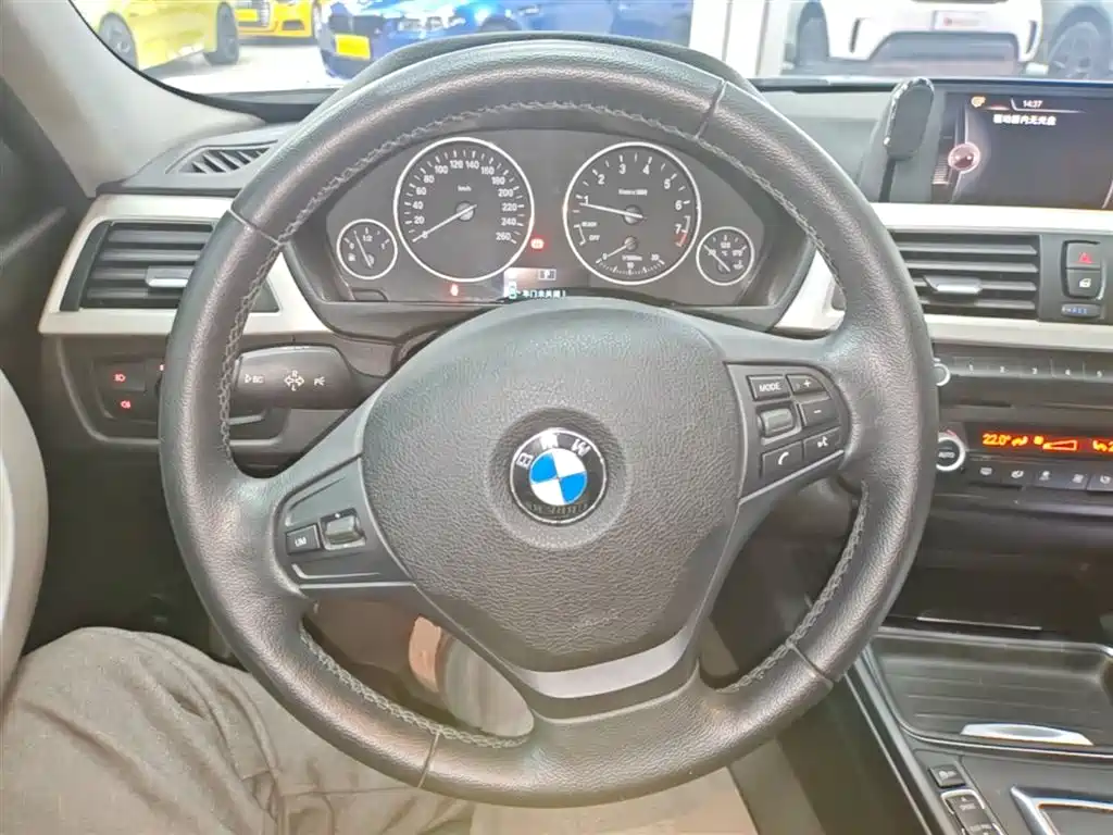 BMW 3 Series 2015 320Li Super Joy Fashion фото 11
