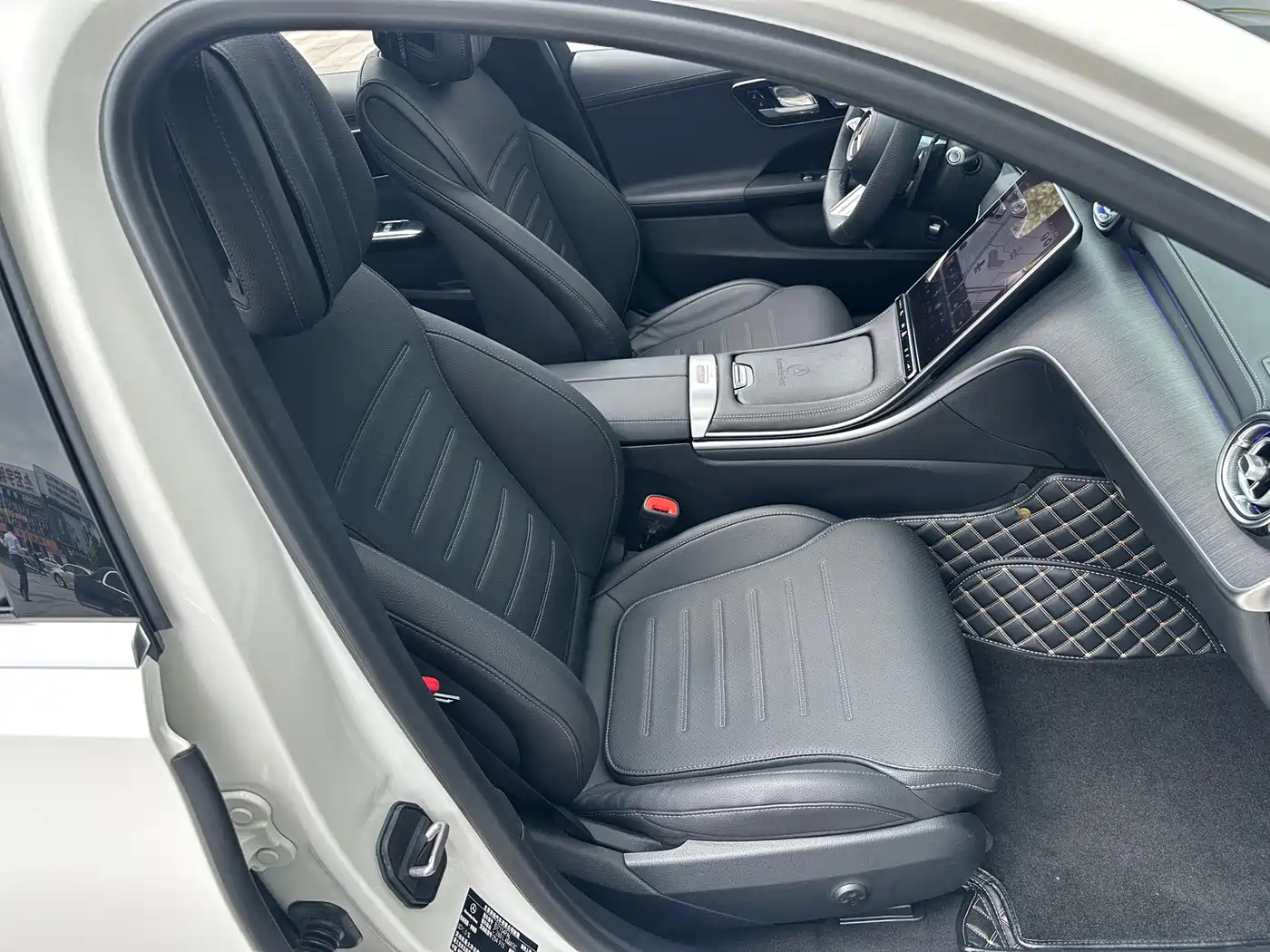 Mercedes-Benz C-Class 2024 C 260 L 4MATIC Sport фото 18