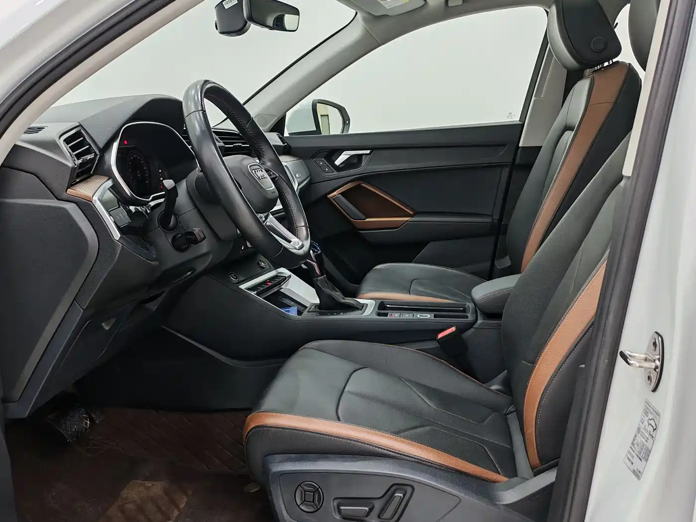 Audi Q3 2022 35 TFSI Fashion Elegance фото 7