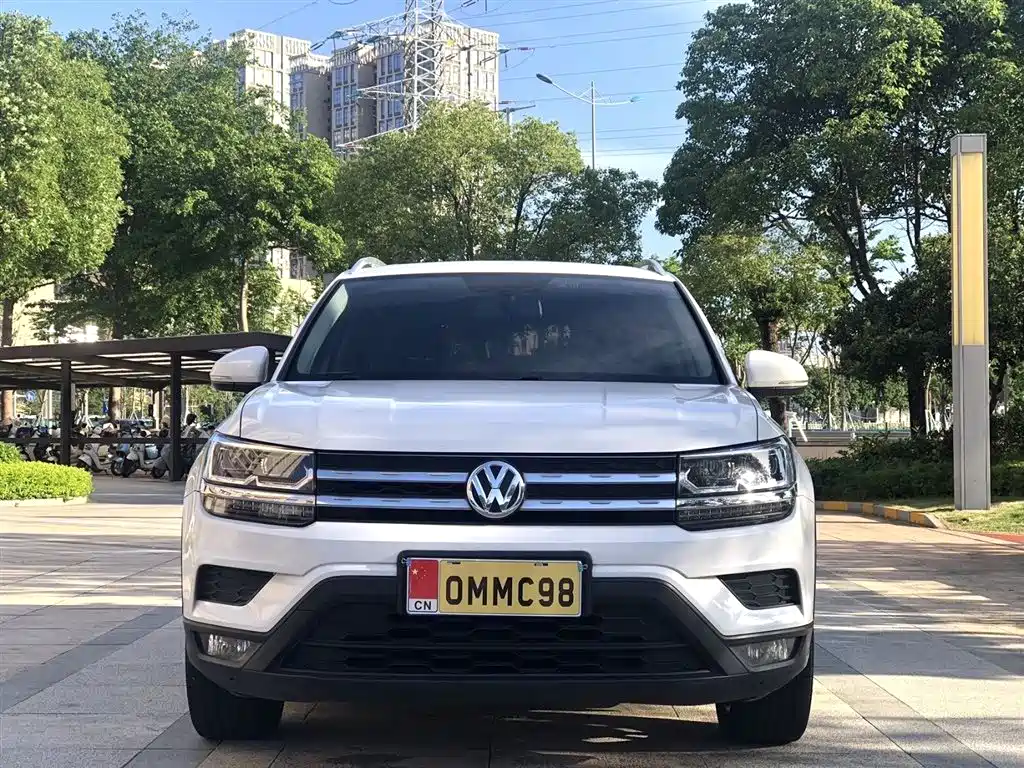 Volkswagen Tharu 2019 280TSI 2WD Luxury Edition China V фото 2