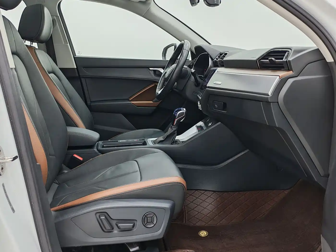 Audi Q3 2022 35 TFSI Fashion Elegance фото 9