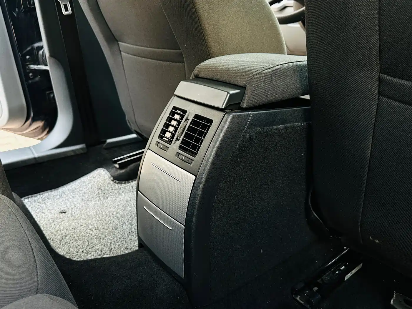 Škoda Octavia 2014 1.6L Auto Yijie Edition фото 14