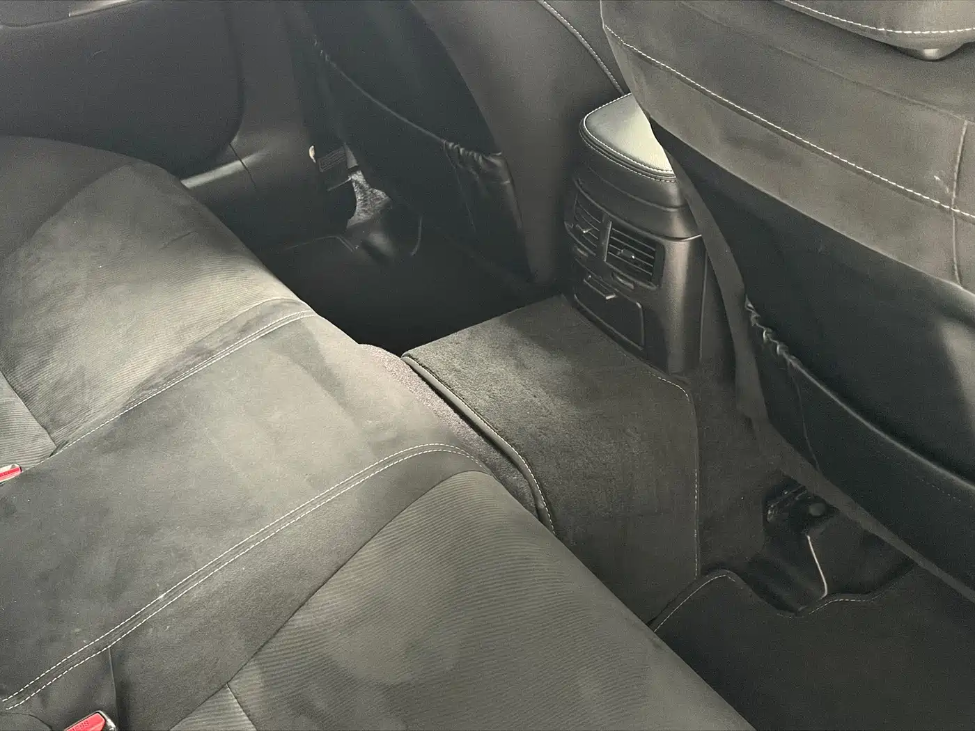 Lexus IS 2011 250 Sport фото 9