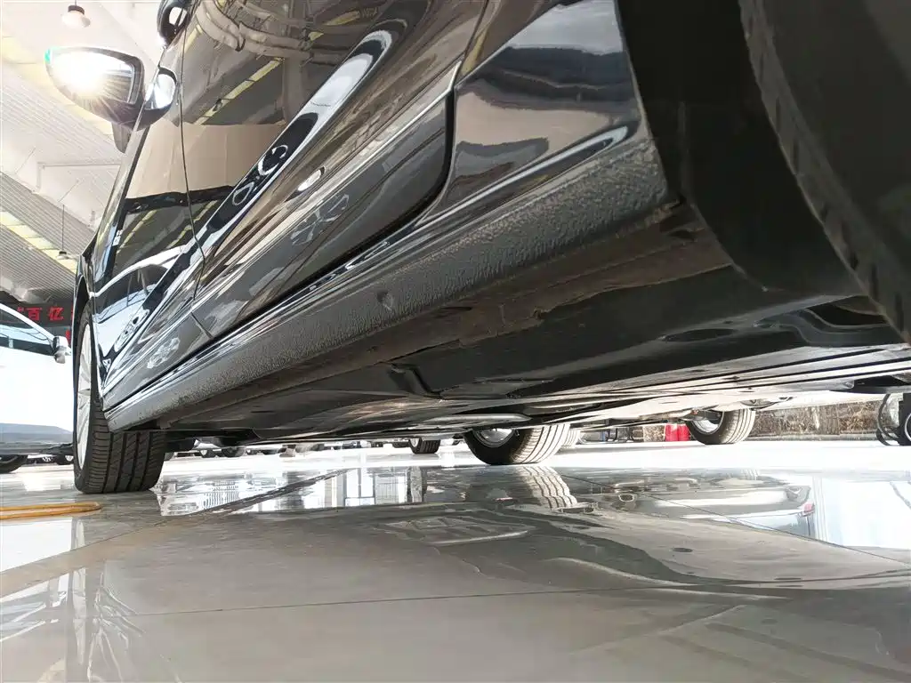 Volkswagen Passat 2019 330TSI Elite Version China VI фото 21