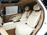 Photo 13 - Land Rover Range Rover