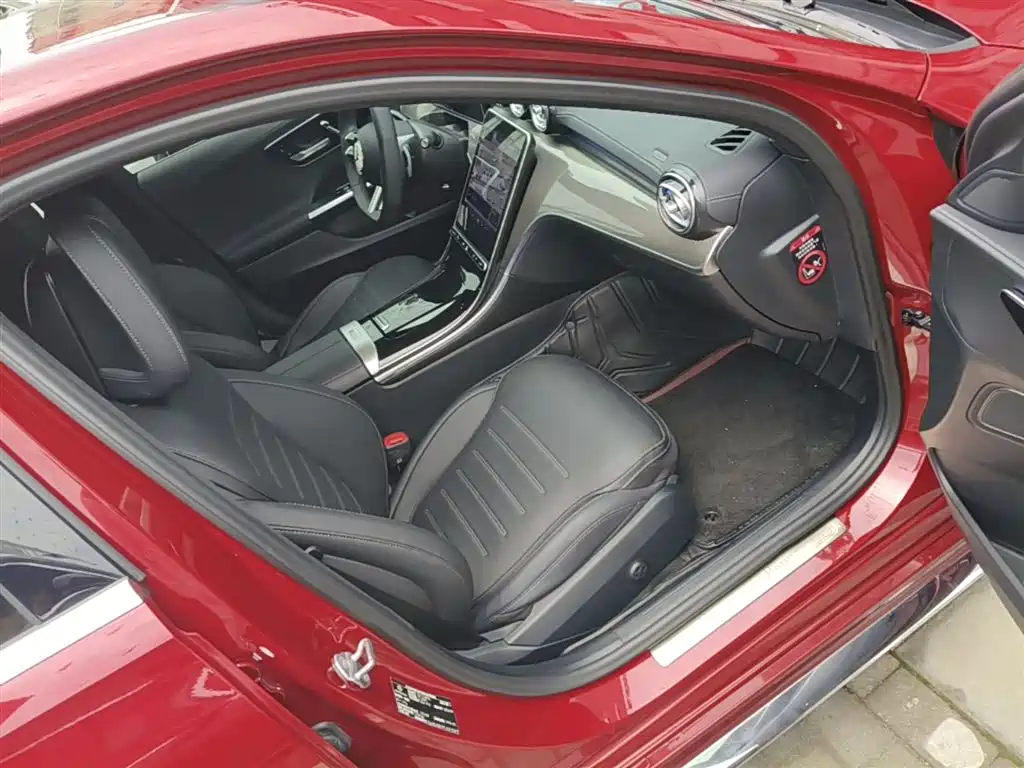Mercedes-Benz C-Class 2023 Facelift C 200 L Sport Edition фото 25