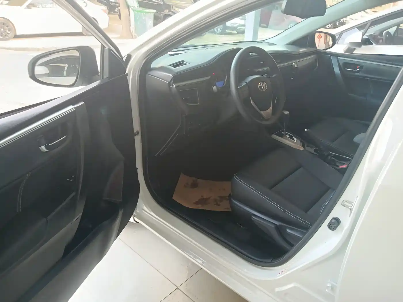 Toyota Levin 2016 1.6G CVT Elite Edition фото 4