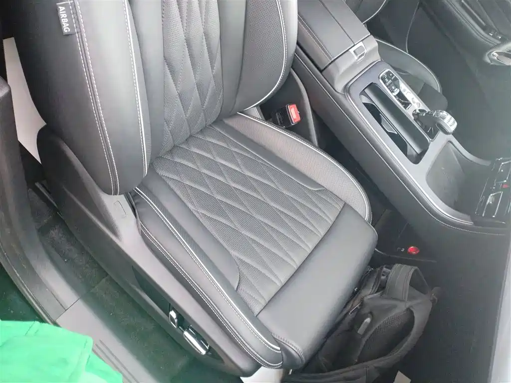 GAC Trumpchi Trumpchi GS8 2024 Navigator Series 2.0TGDI 2WD Luxury Smart Connect Edition фото 17