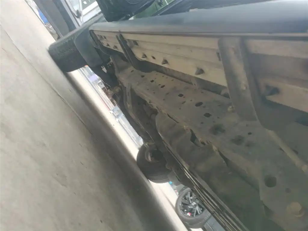 Toyota Prado 2016 2.7L Auto Standard Edition фото 18
