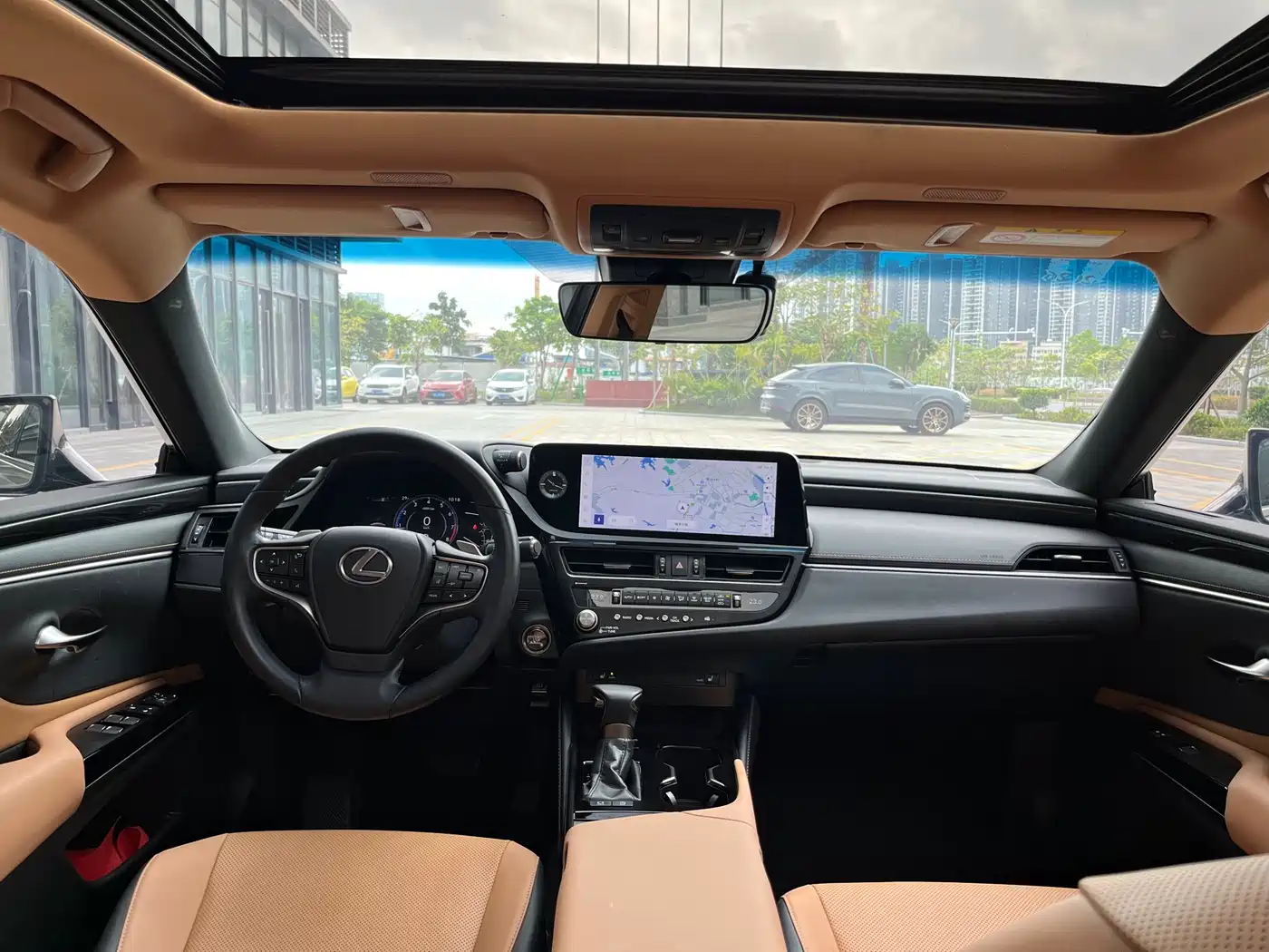 Lexus ES 2023 200 Excellence Edition фото 8