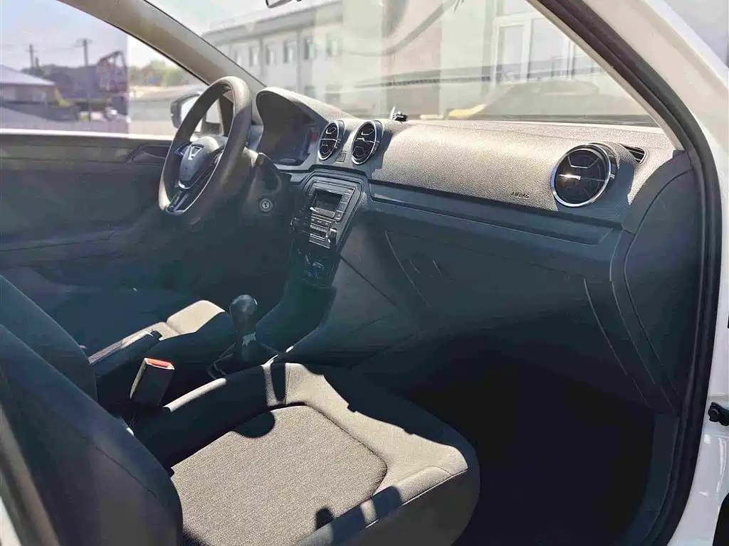 Jetta VA3 2022 2021 1.5L Manual Progressive Edition