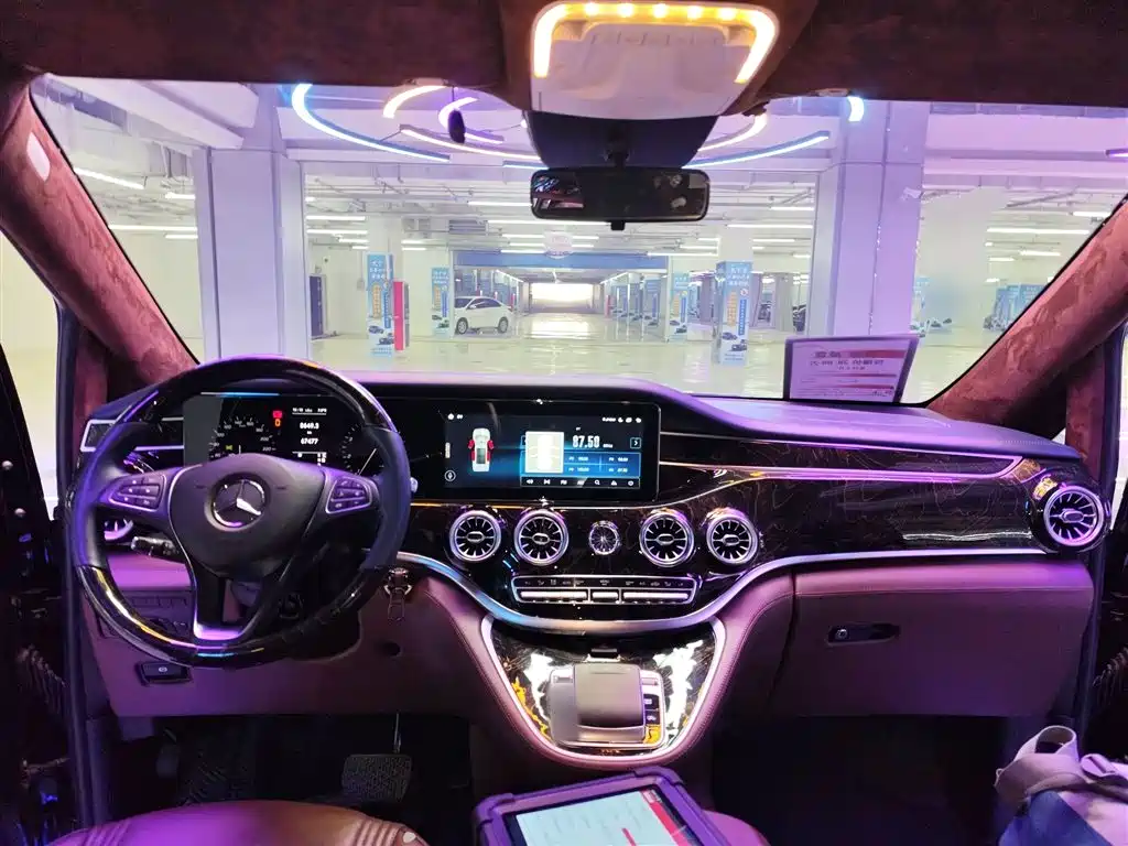 Mercedes-Benz Vito 2021 2.0T Business Edition 7-seater фото 11