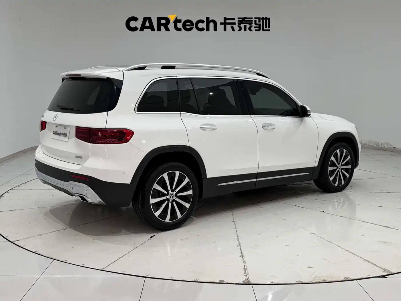 Mercedes-Benz GLB 2024 GLB 220 Fashion фото 9