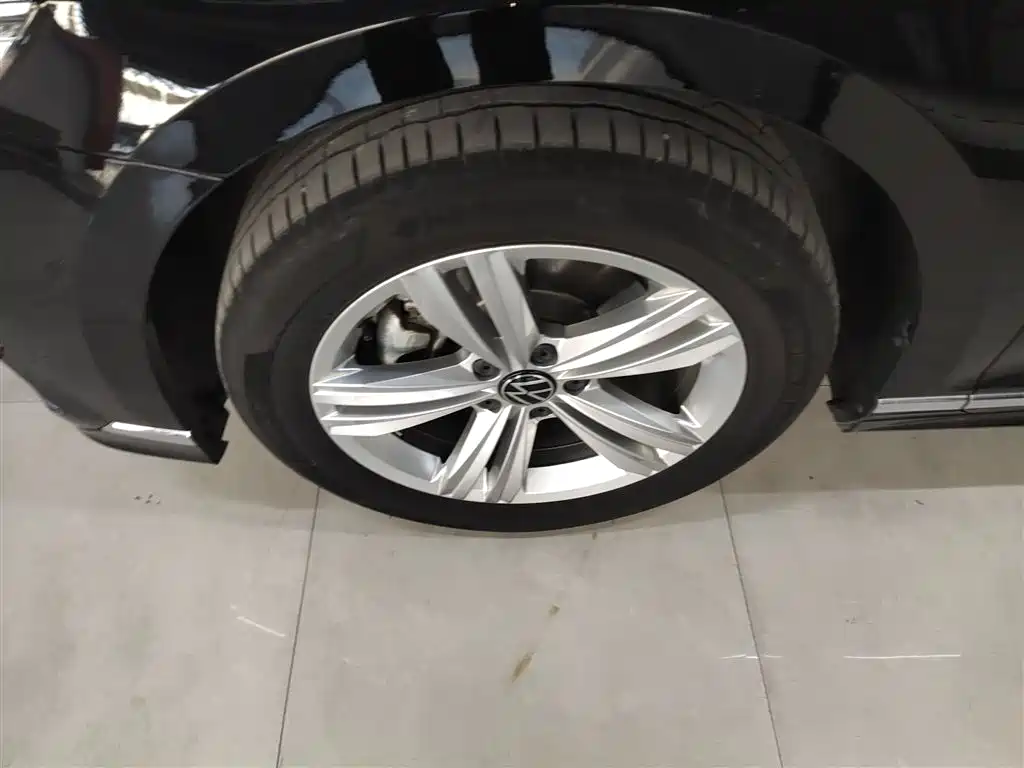 Volkswagen Magotan 2025 Popular Edition 280TSI DSG Comfort фото 25