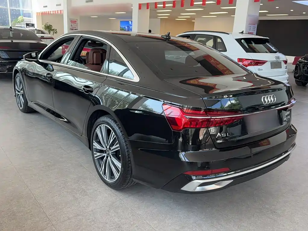 Audi A6L 2026 2026 Model Year 45 TFSI quattro Premium Dynamic