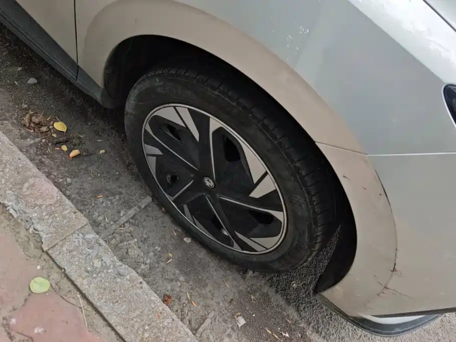 Фото 6 - MG MG4 EV