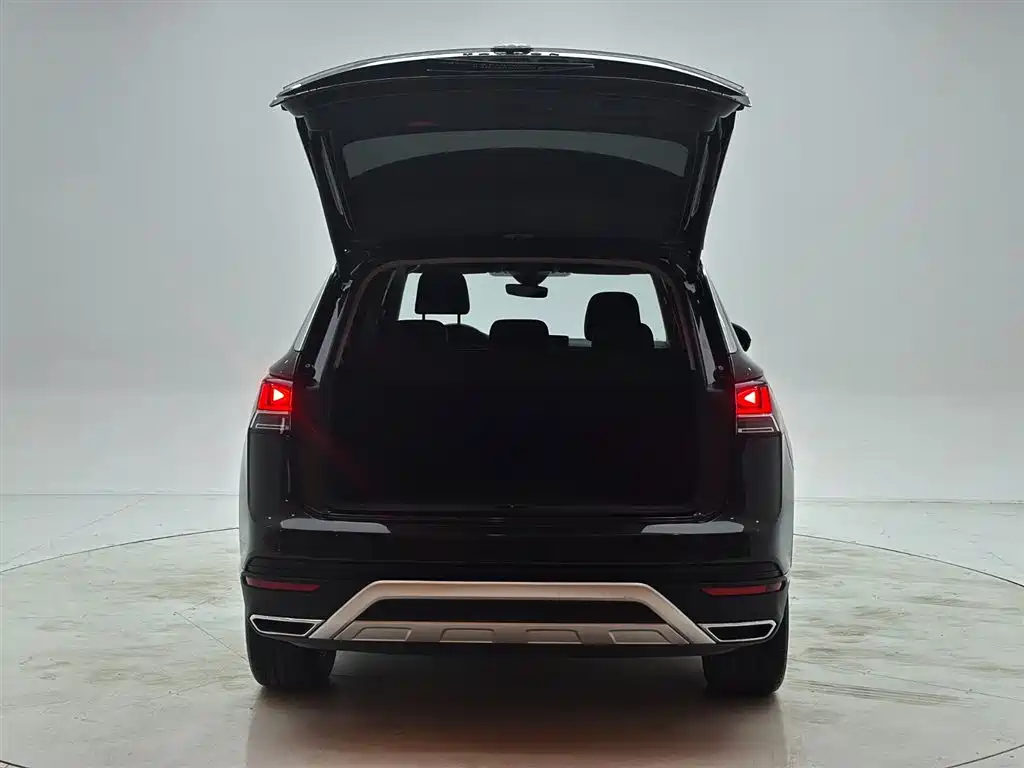 Volkswagen Tayron 2023 280TSI 2WD Luxury Plus Advanced Edition фото 8