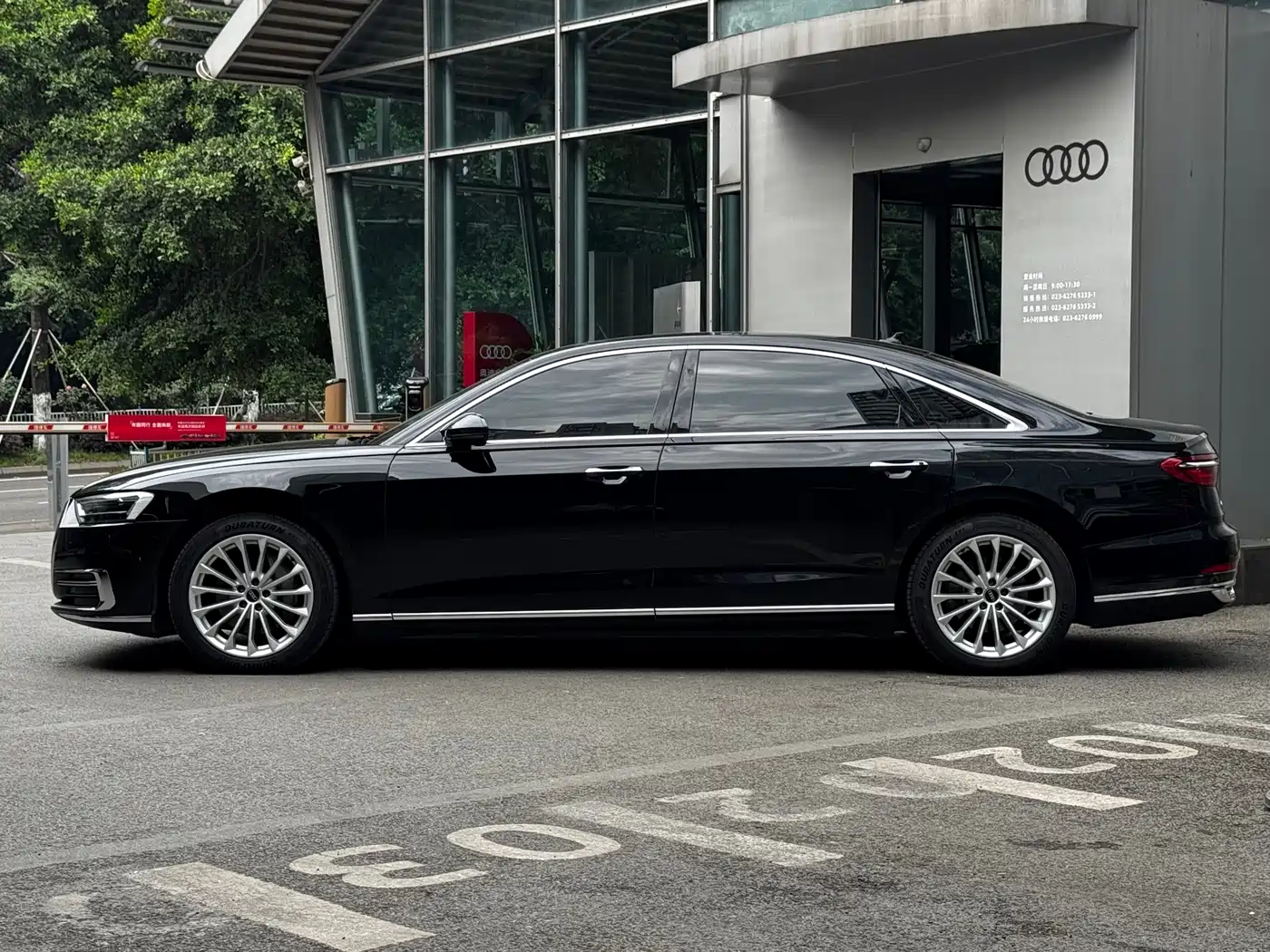 Audi A8 2021 A8L 50 TFSI quattro Comfort фото 8
