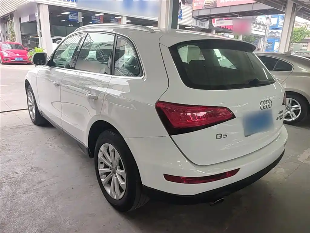 Audi Q5 2015 40 TFSI Technology фото 5