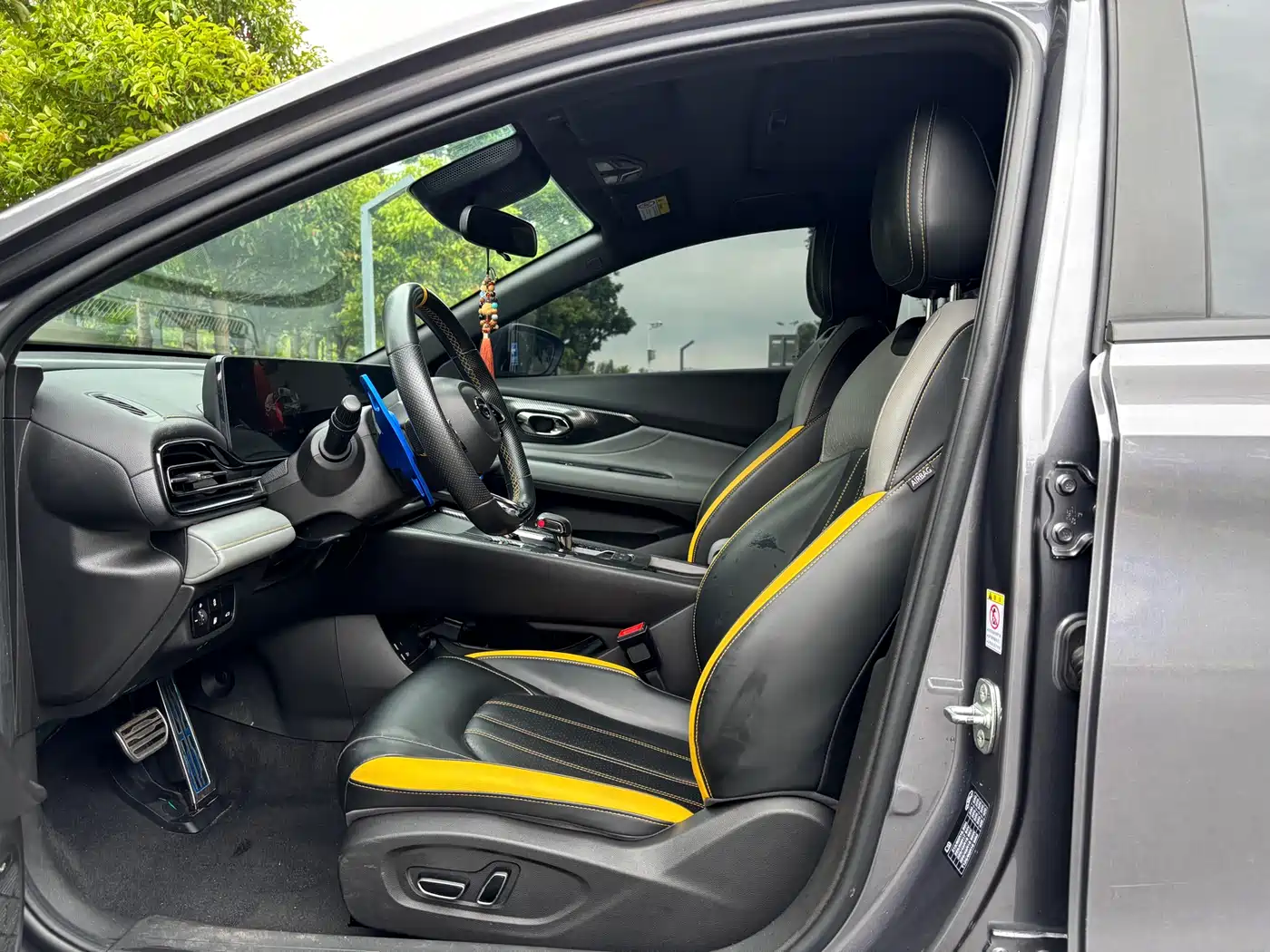 GAC Trumpchi Trumpchi Emkoo 2021 270T DCT J15 Edition фото 9