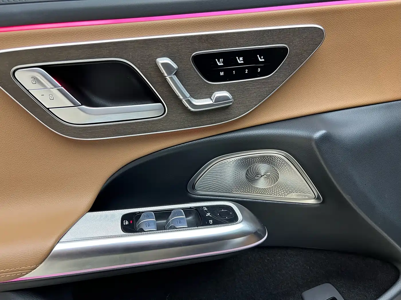 Mercedes-Benz E-Class 2024 Facelift E 300 L Luxury фото 11