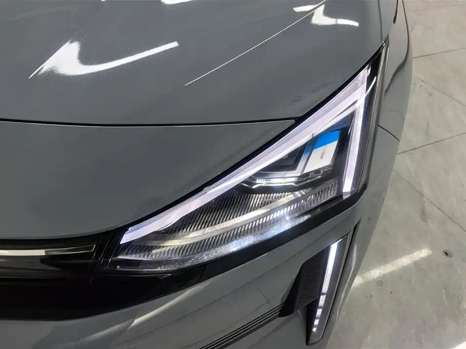 Geely Galaxy Galaxy L6 2024 125km PLUS Soaring Dragon Edition фото 5