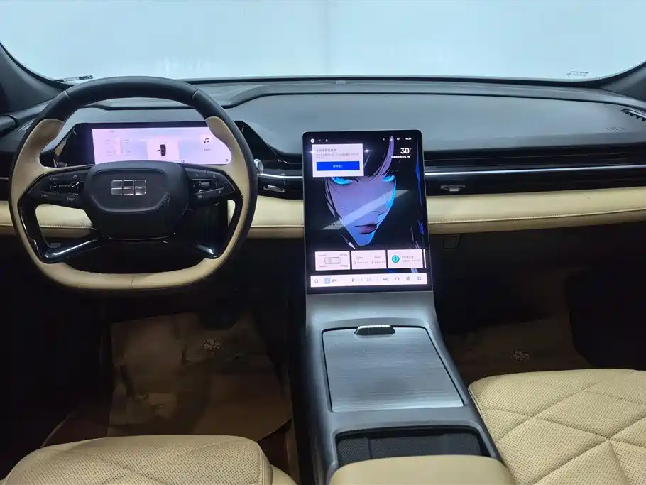 Geely Galaxy Galaxy L6 2024 125km PLUS Soaring Dragon Edition фото 12