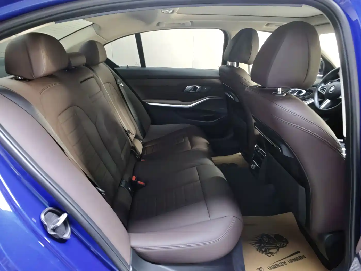BMW 3 Series 2020 330Li xDrive M Sport Black Night Edition фото 11