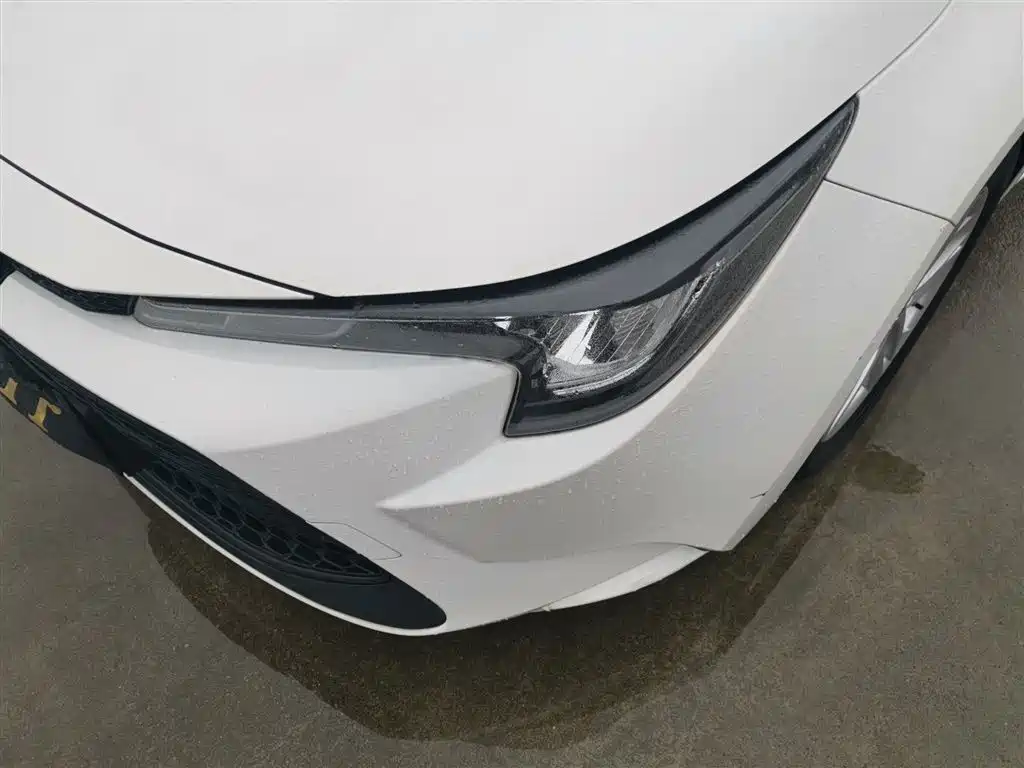 Toyota Levin 2022 Dual Engine 1.8H E-CVT Leading Edition фото 24