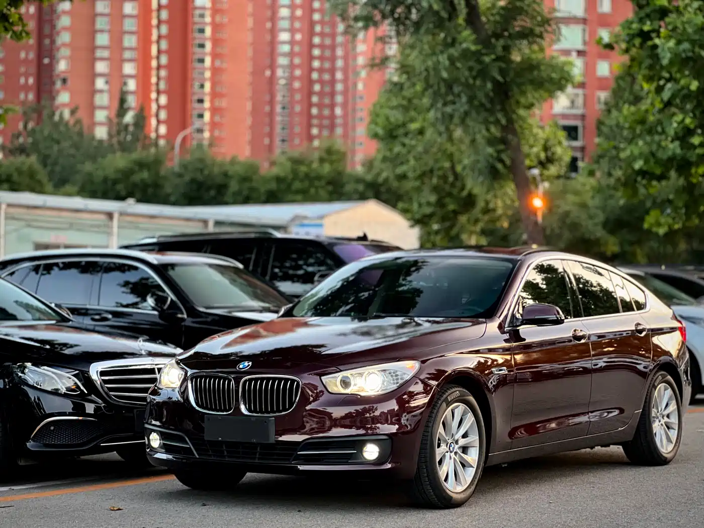 BMW 5 Series GT 2016 2015 528i Leading