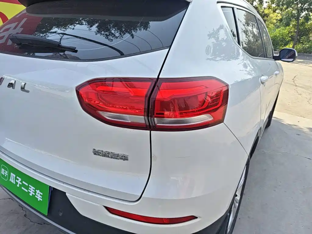 Фото 8 - Haval H6
