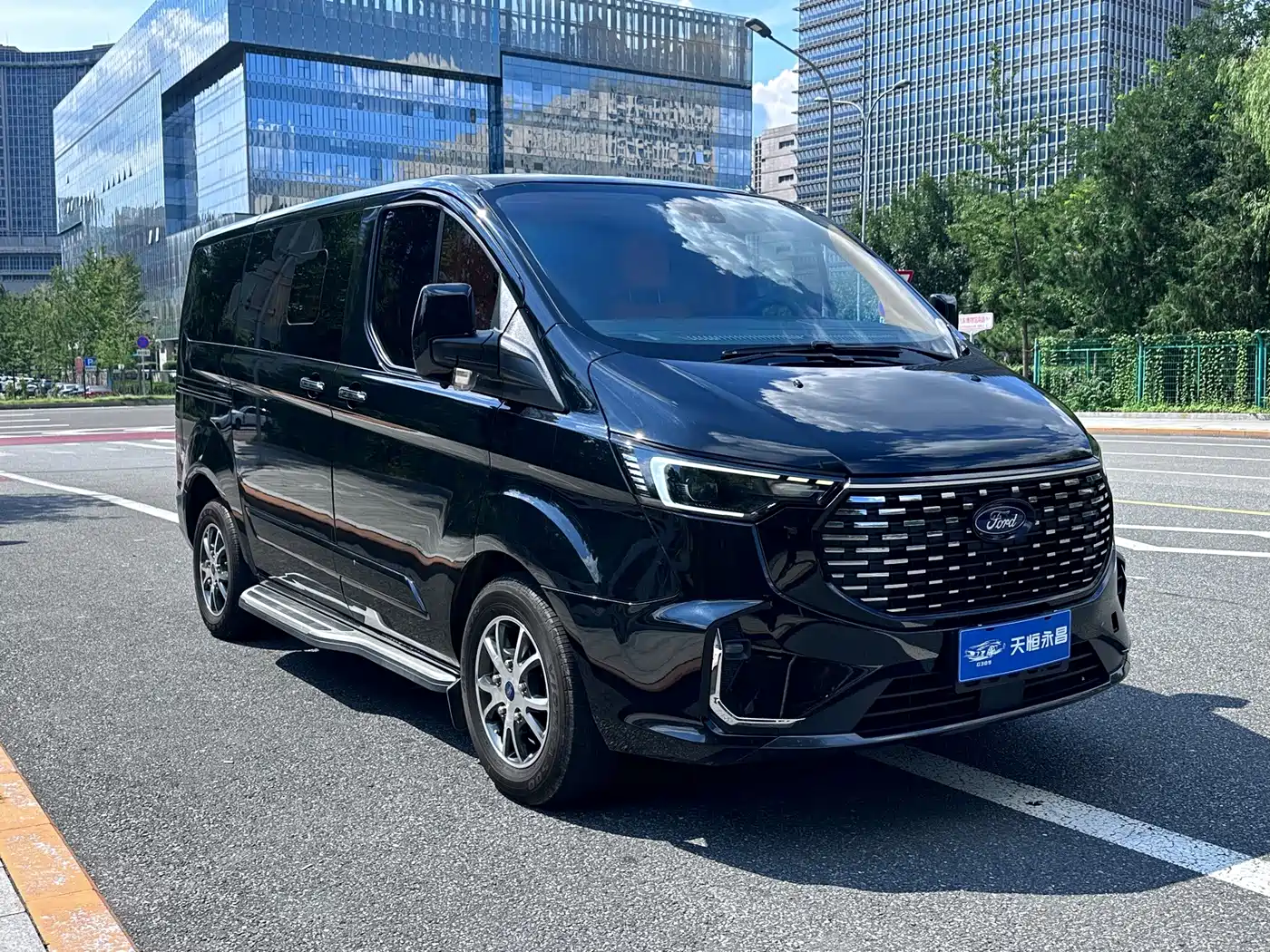 2023 Ford Tourneo