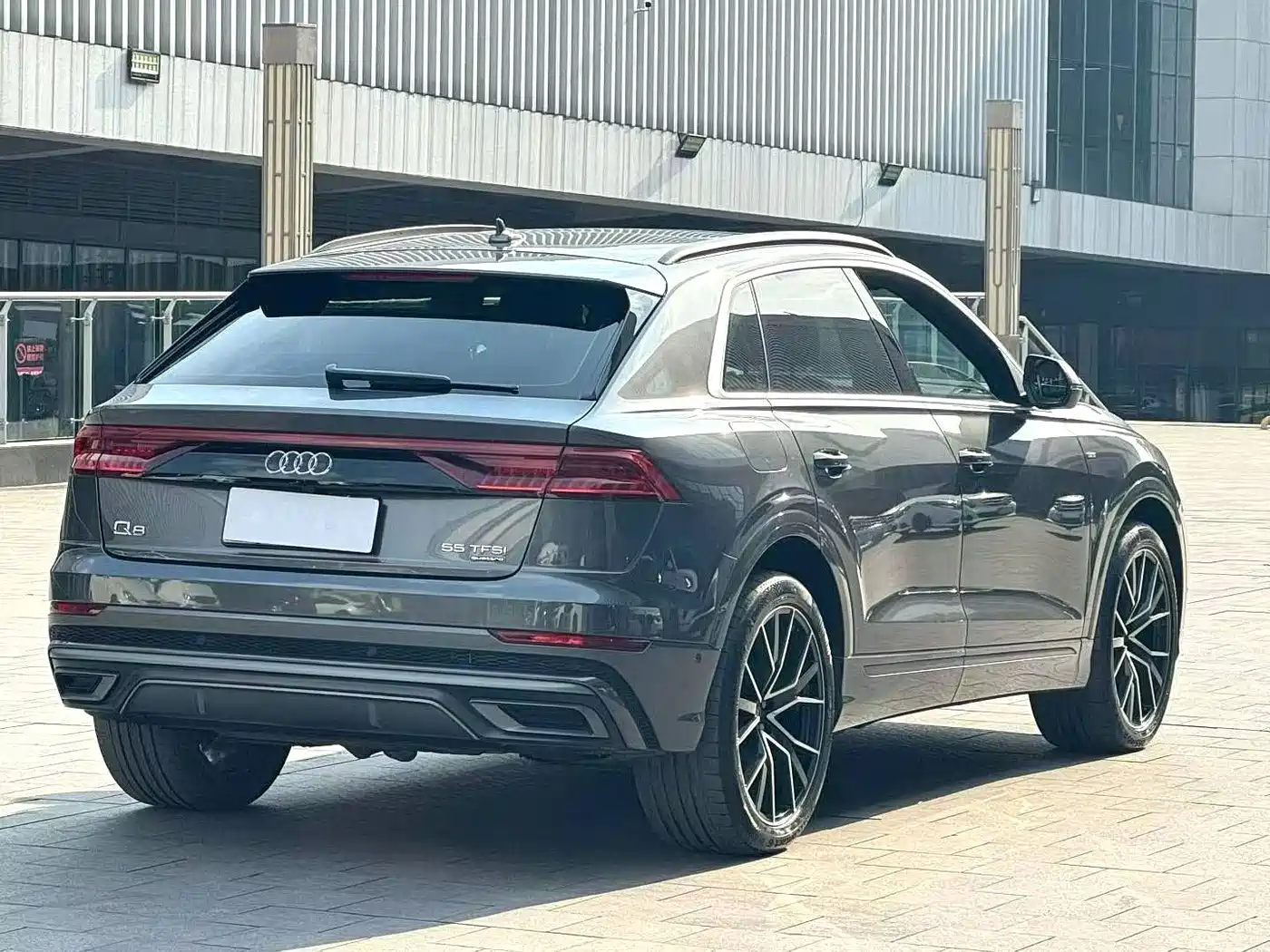 Audi Q8 2019 Model 55 TFSI Premium Dynamic фото 6