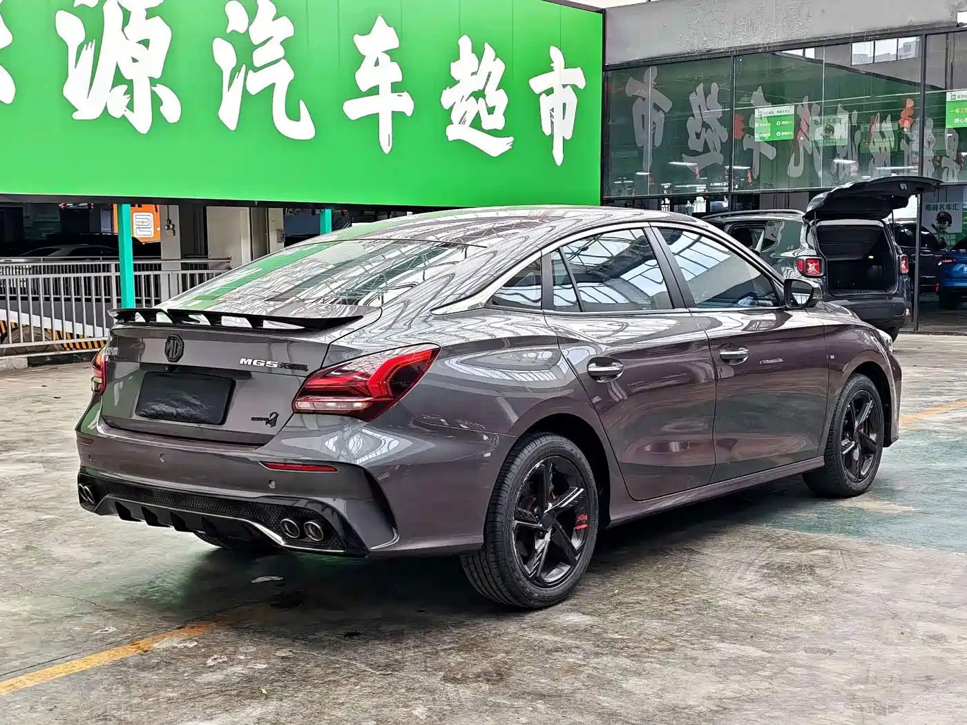 MG MG5 Scorpio 2023 2022 1.5T Luxury Edition