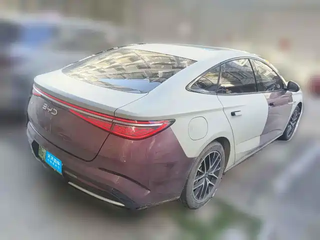 BYD Seal 2023 DM-i 1.5T 121km Flagship — фото 5