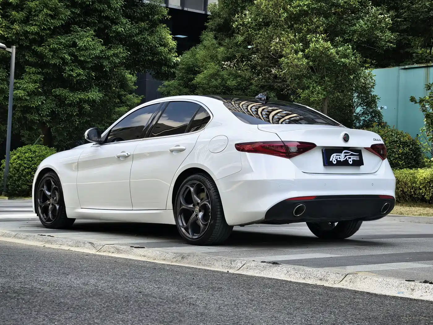 Alfa Romeo Giulia 2022 2021 2.0T 280HP Luxury