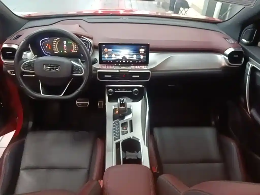 Geely Coolray 2019 2019 Sport 260T DCT Battle China VI