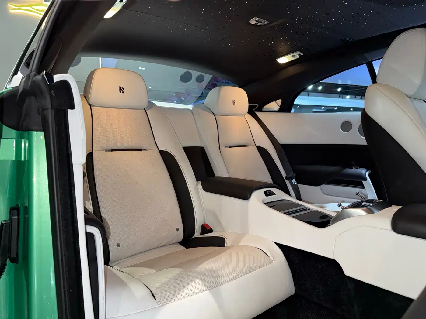 Photo 19 - Rolls-Royce Wraith