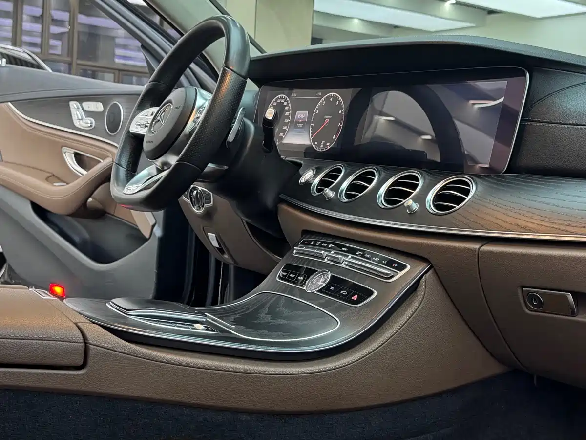 Mercedes-Benz E-Class 2019 Facelift E 300 L Sport Fashion фото 7