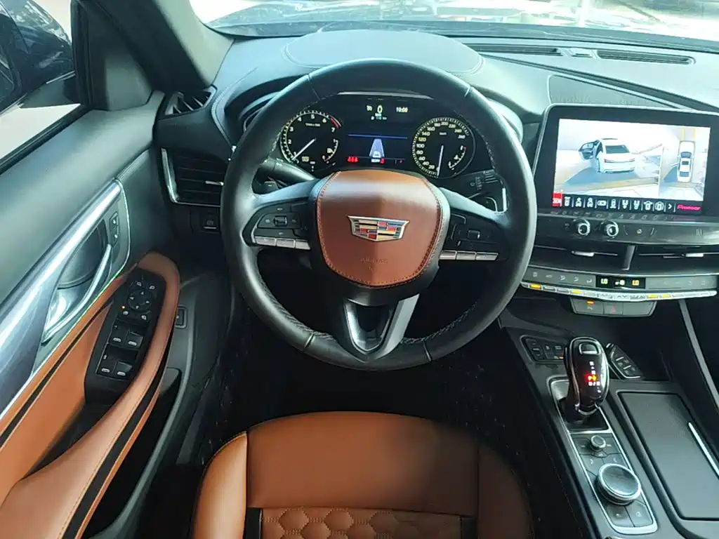 Фото 11 - Cadillac CT5