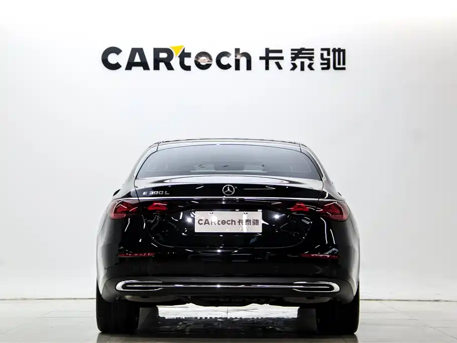 Mercedes-Benz E-Class 2024 E 300 L Fashion фото 6
