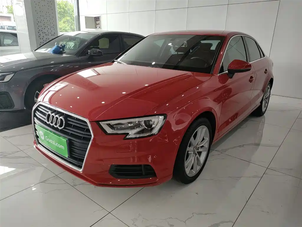 Audi A3 2018 30th Anniversary Limousine 35 TFSI Progressive фото 2