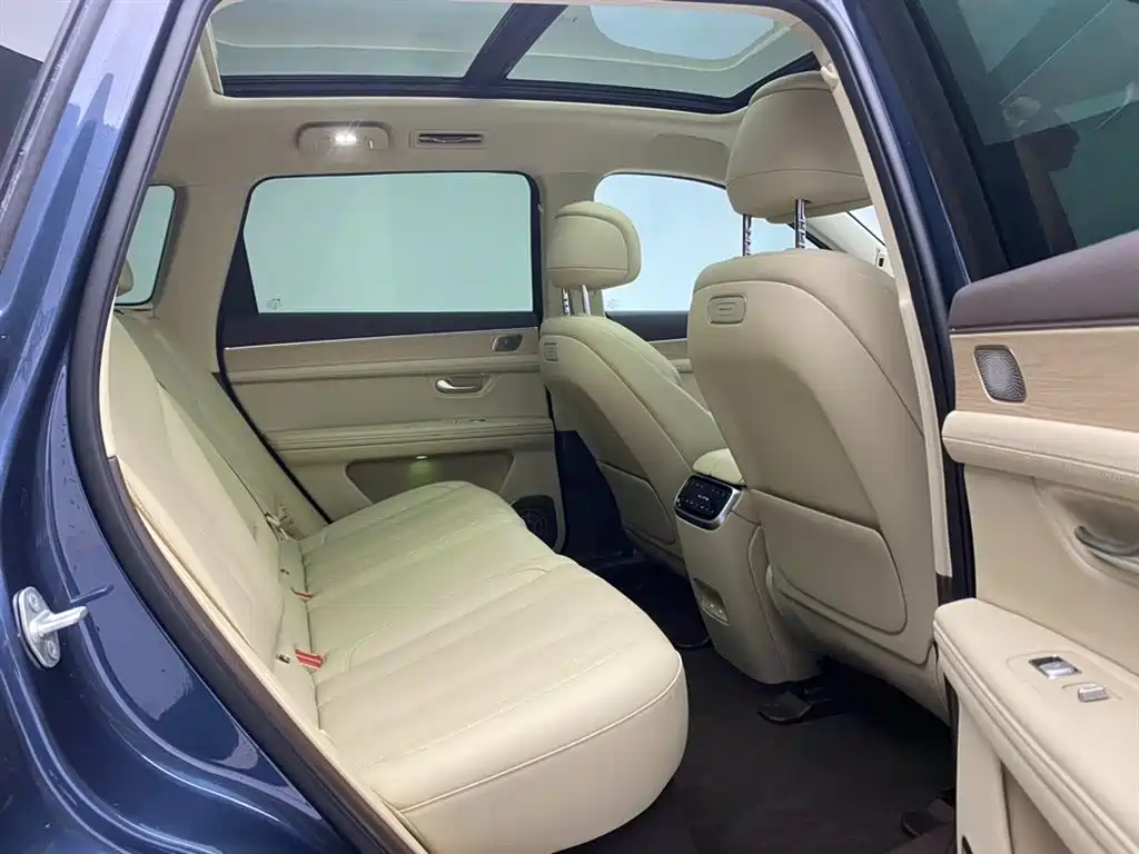 AITO Wenjie AITO M7 2024 1.5T Smart Drive 4WD Ultra 5-seater фото 25