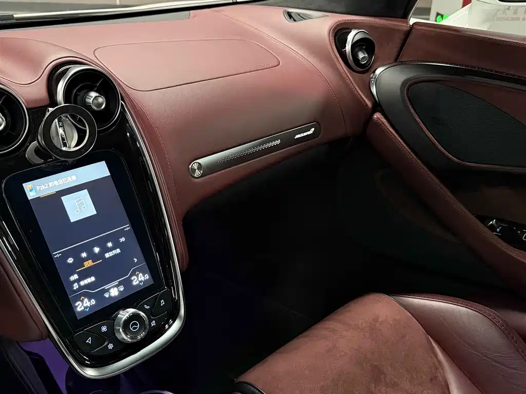 McLaren GT 2023 2023 4.0T Standard Model