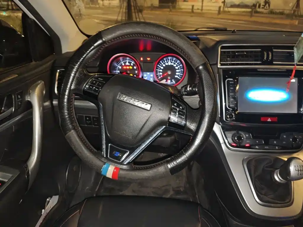Фото 11 - Haval H6