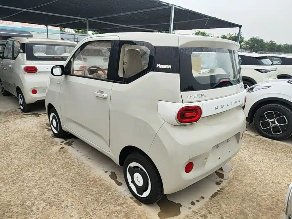 Wuling Motors Hongguang MINIEV 2026 2024 3rd Generation 215km Youth Edition