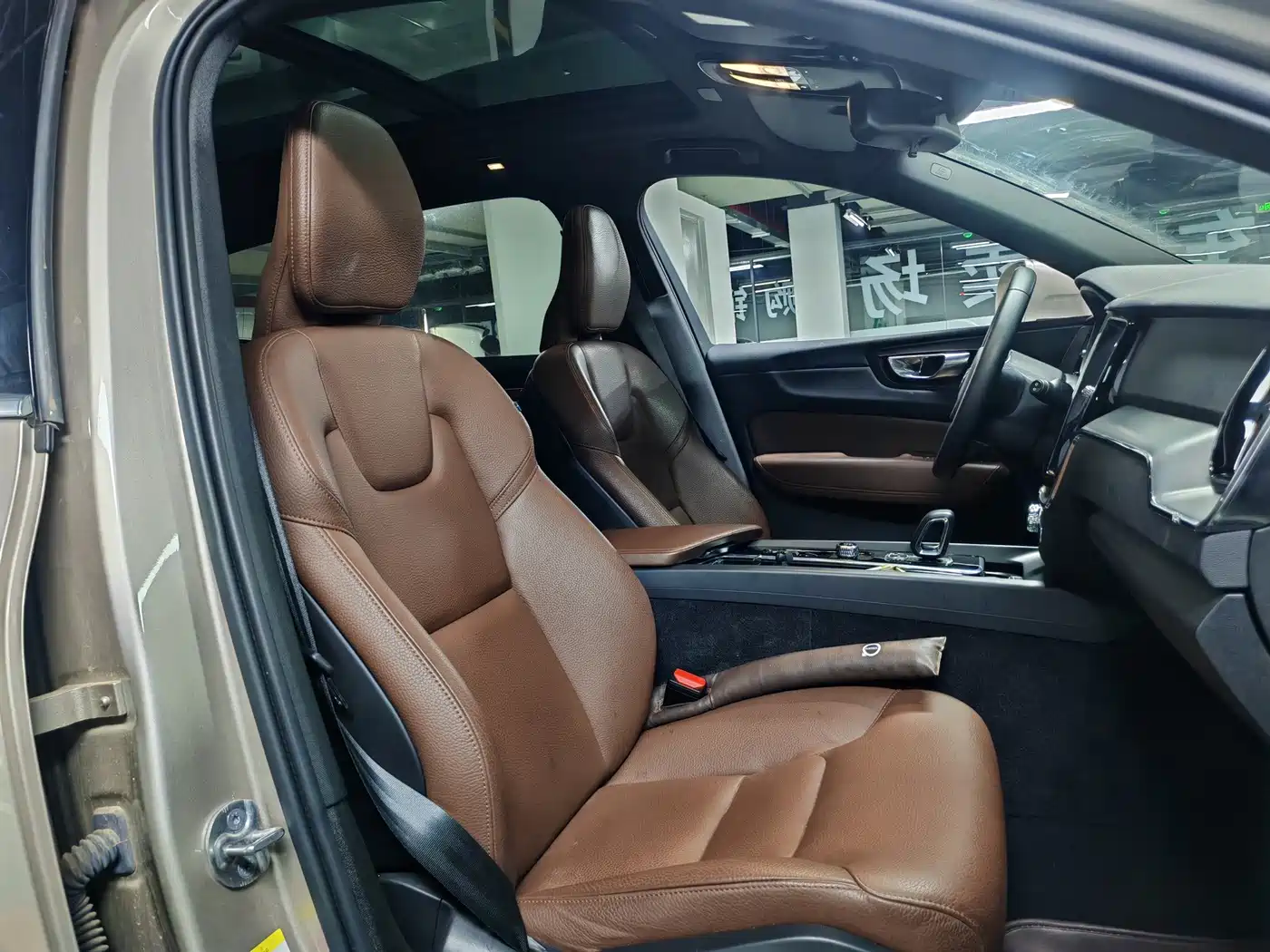 Photo 16 - Volvo XC60