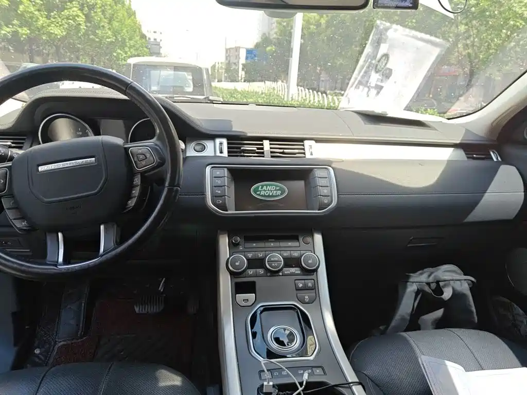 Land Rover Range Rover Evoque 2016 2.0T SE PLUS ZhiXiang фото 13
