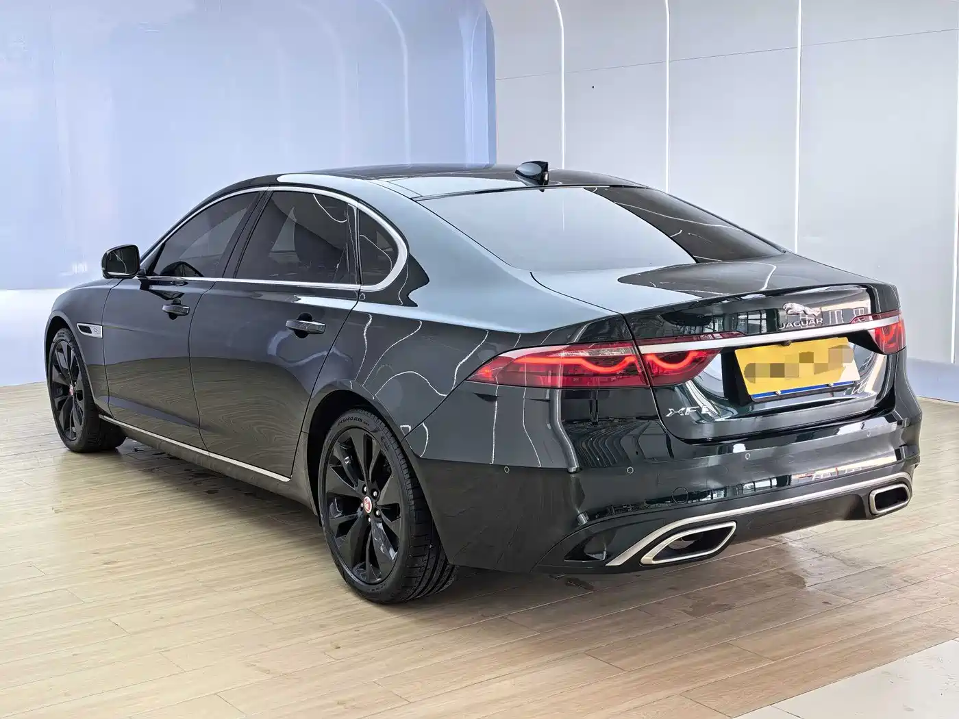 Jaguar XFL 2025 2024 2.0T P250 2WD Premium Luxury